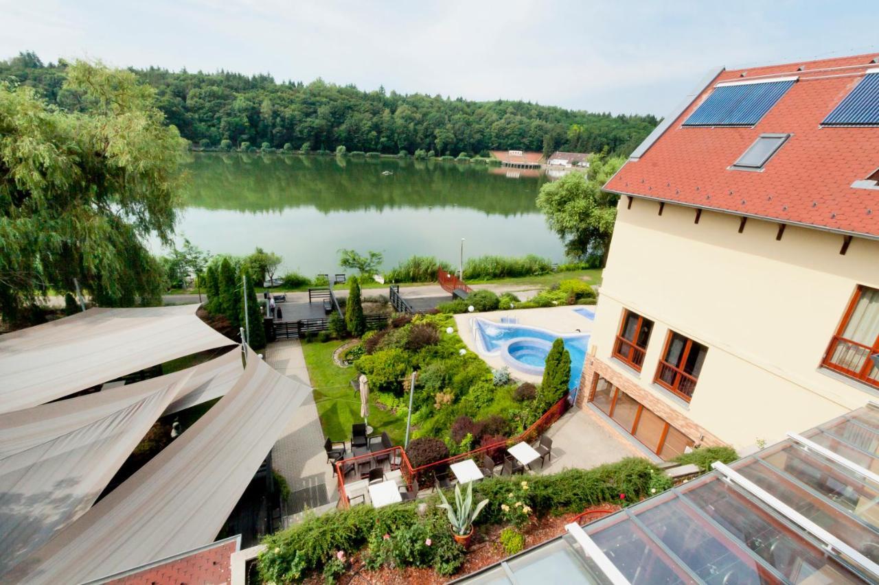 To Wellness Hotel Bánk Exteriör bild