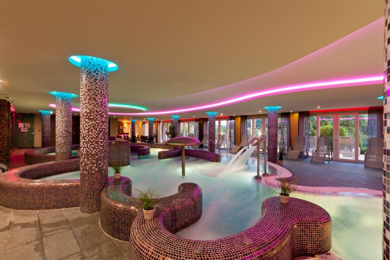 To Wellness Hotel Bánk Exteriör bild